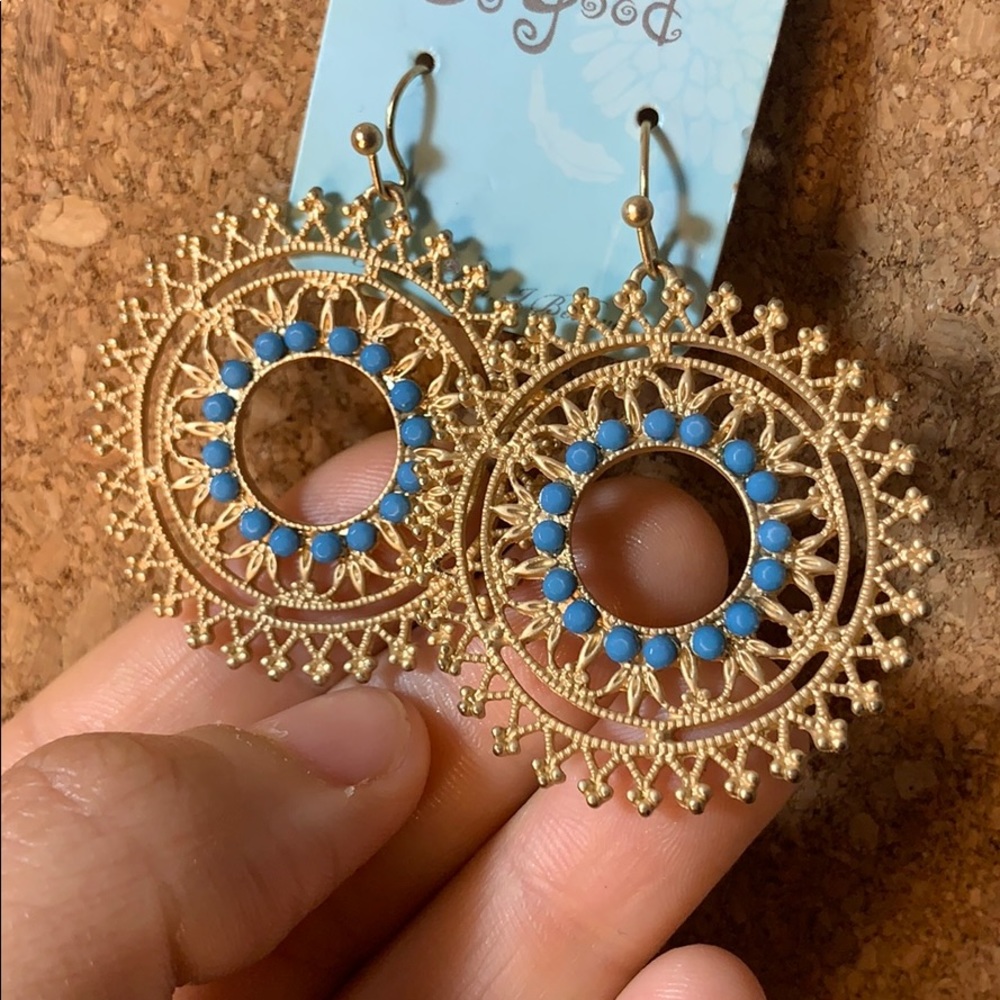 🔷🔹🔷GORGEOUS EARINGS🔷🔹🔷 - Picture 2 of 2